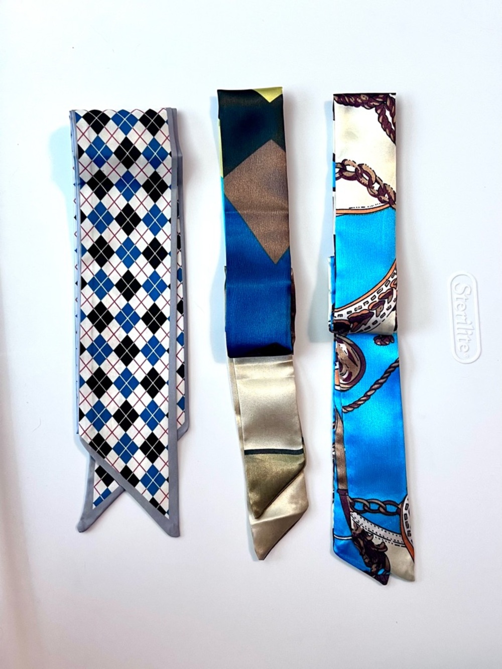 Scarf Set of 3 Unbranded Bag, Head or Neck Scarves Multi Patterned Silky